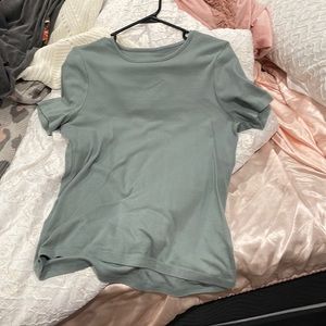Plain tee